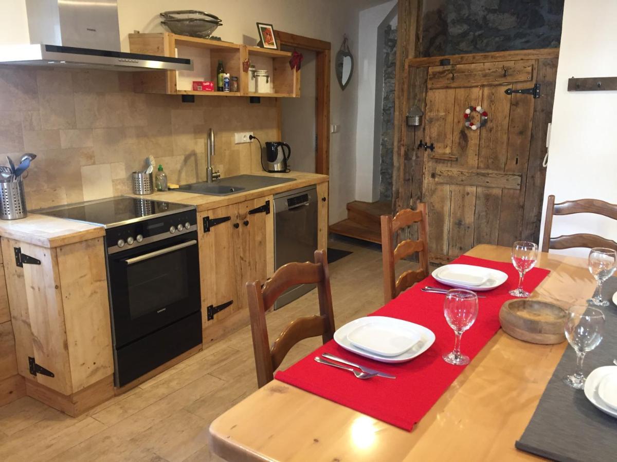 Val-des-Prés La Lauze Village House In Claree Valley 4P מראה חיצוני תמונה